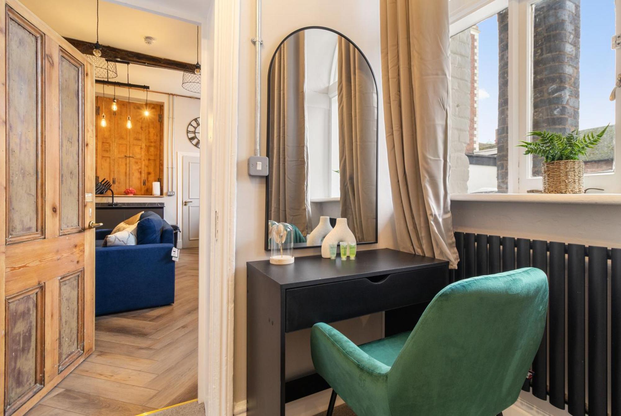 Whiskawaystays - Shaw Mews - Apartment 3 วุร์สเตอร์ ภายนอก รูปภาพ