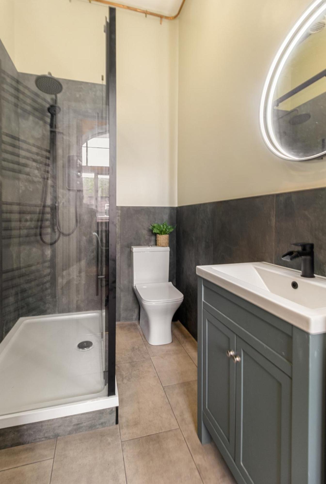 Whiskawaystays - Shaw Mews - Apartment 3 วุร์สเตอร์ ภายนอก รูปภาพ